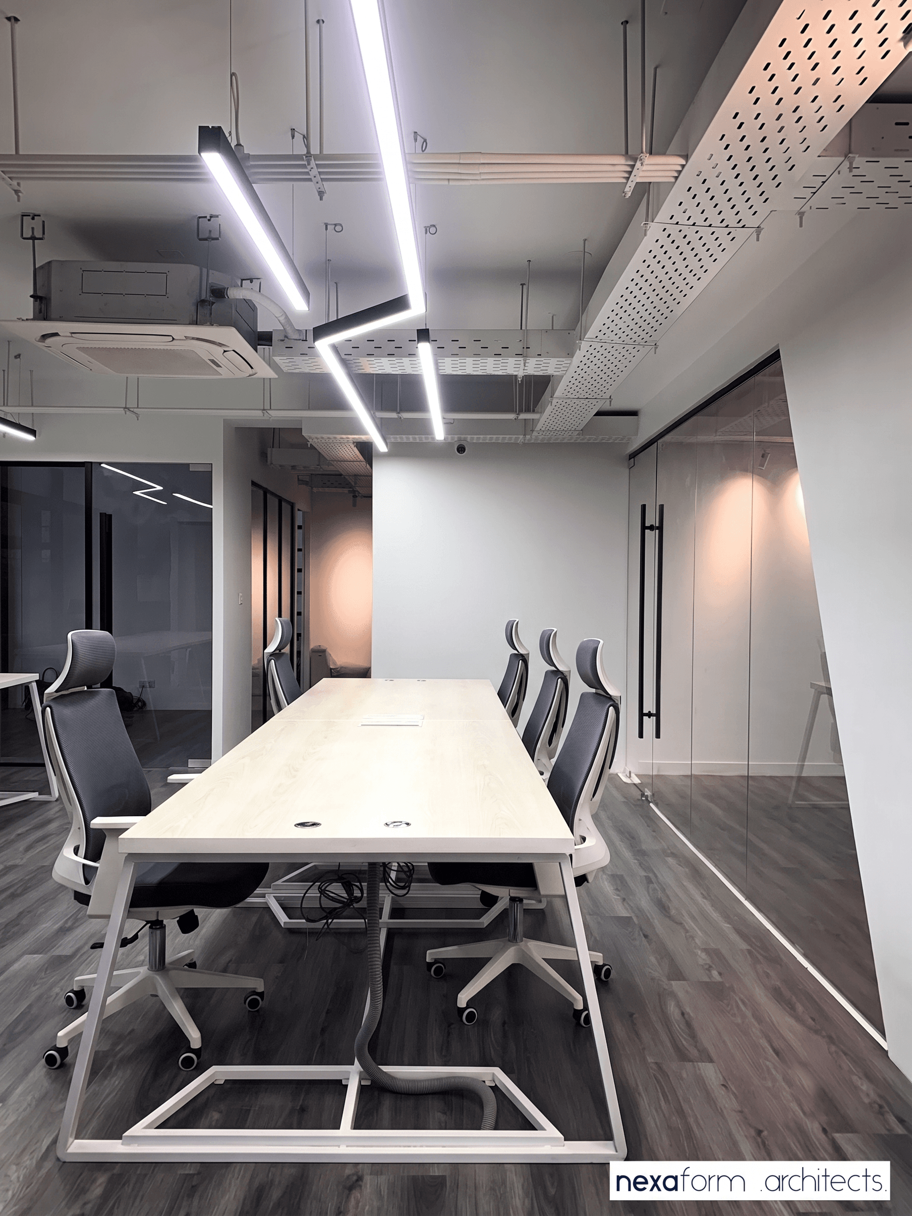 Nebulous IT Corporate Office gallery photo 11