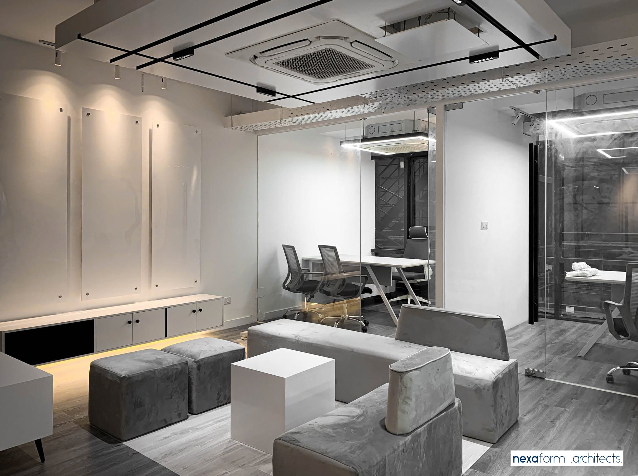 Nebulous IT Corporate Office gallery photo 15